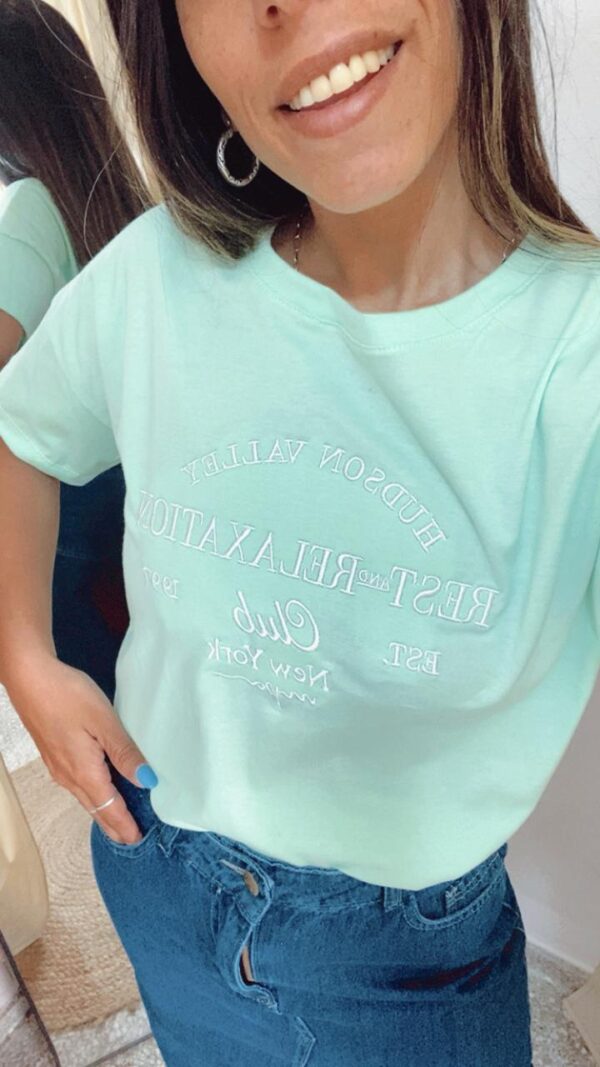 Remera bordada Hudson - Imagen 9