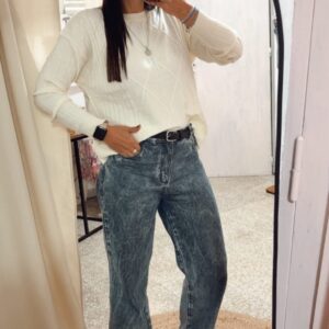Sweater Suzy