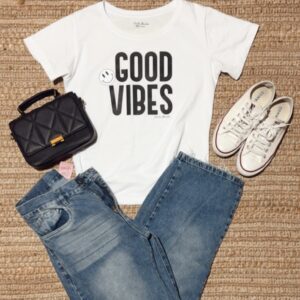 Remera Good Vibes